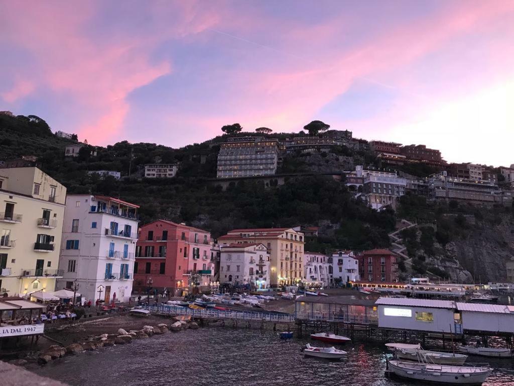 Terrazza Felicienne Lejlighed Sorrento Eksteriør billede