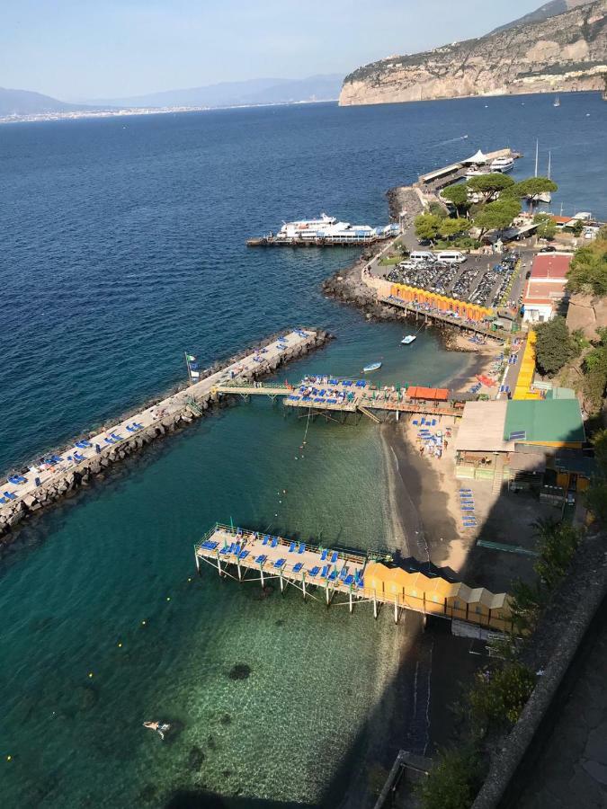 Terrazza Felicienne Lejlighed Sorrento Eksteriør billede