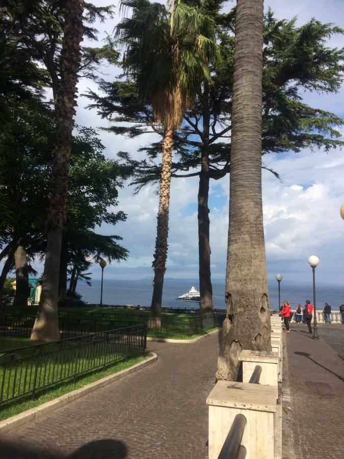 Terrazza Felicienne Lejlighed Sorrento Eksteriør billede